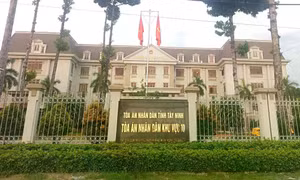  Dôi dư hàng trăm trụ sở ở vị trí 'đất vàng' 