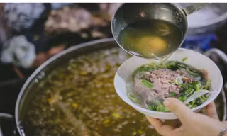 Đến phố Lò Đúc chọn ngay 1 trong 2 quán phở ngon nức tiếng
