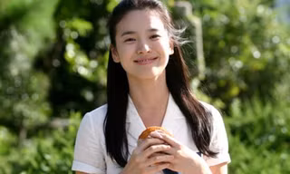 Đến cỏ cây còn có mùi hương riêng, hà cớ gì em đã vội cho rằng mình bất tài, vô dụng?