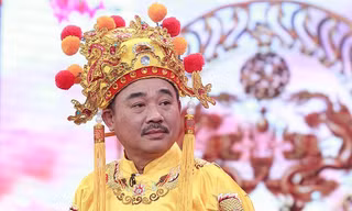 Nghệ sĩ Quốc Khánh. 