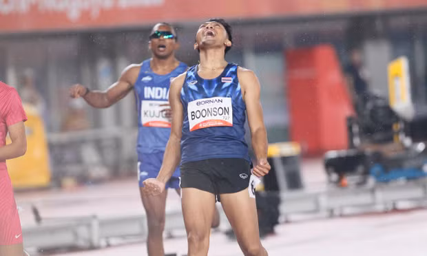 'Tia chớp Thái Lan' Puripol Boonson khuấy đảo Asiad với cú đúp HCV và hàng loạt kỷ lục mới