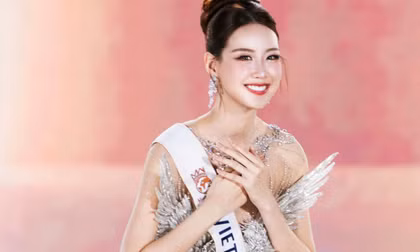 Hai câu trả lời giúp Bảo Ngọc làm nên lịch sử tại Miss World