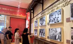 Không gian 48 Hàng Ngang sau khi tu bổ đã được ứng dụng nhiều công nghệ hiện đại giúp du khách tương tác trực tiếp với tư liệu 