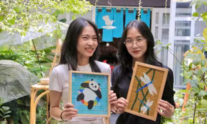 Giới trẻ Khánh Hòa mê mẩn ghép tranh mosaic