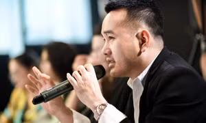 Người 4 lần làm giám khảo Hoa hậu Việt Nam