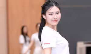 53 người đẹp Hoa hậu Việt Nam tập luyện từ sáng đến đêm