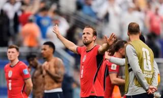 Harry Kane vượt huyền thoại Gary Lineker, trở thành chân sút số một của tuyển Anh tại World Cup 