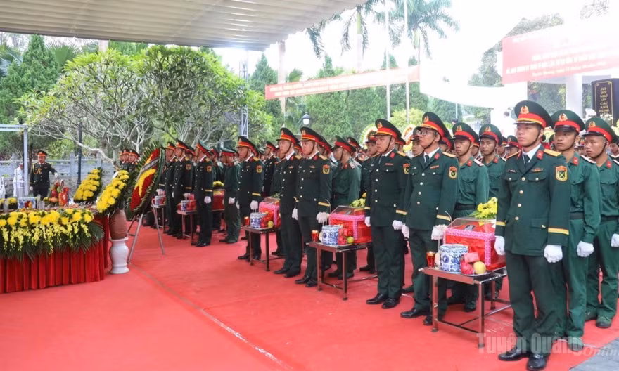 [CẬP NHẬT] Tưởng nhớ, tri ân những người nằm xuống để đất nước đứng lên