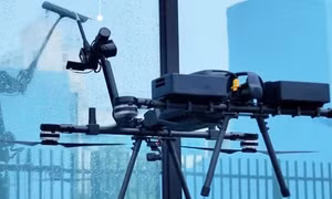 Robot làm việc trên không