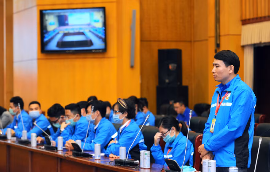 Phá bỏ rào cản tâm lý 'tuổi nhỏ làm việc nhỏ' và giao việc khó việc mới cho người trẻ