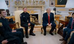 Tổng thống Mỹ Trump đón thiếu niên 16 tuổi tại Nhà Trắng sau màn cứu người gây sốt