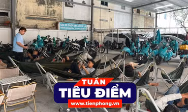 TIÊU ĐIỂM: Chuyên gia nói về việc nở rộ trạm sạc xe điện trong quán cà phê ở TPHCM