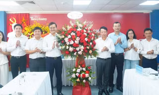 Bí thư thứ nhất T.Ư Đoàn chúc mừng Báo Tiền Phong nhân Ngày Báo chí Cách mạng Việt Nam
