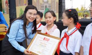 Những 'đội viên nhí' về Nhất ở sân chơi 'Thiếu nhi Việt Nam - Vươn ra thế giới'