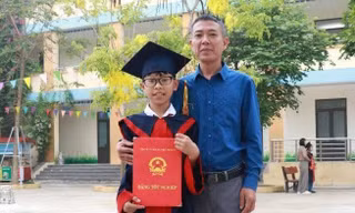 Hai cha con dũng cảm cứu người đuối nước trên sông Hồng
