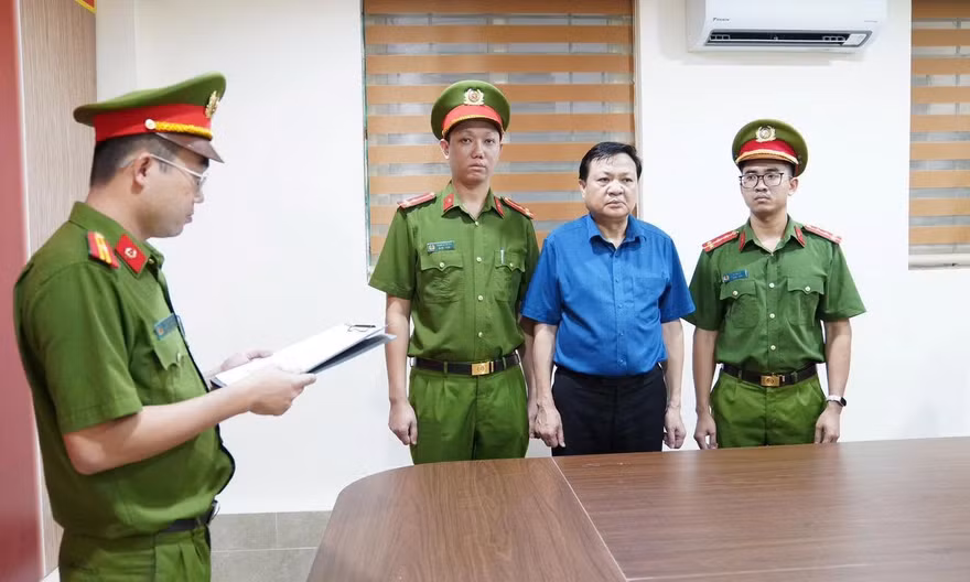 Khởi tố 7 bị can trong vụ khai thác đất trái phép, thu lợi hơn 25 tỷ đồng ở Phú Thọ