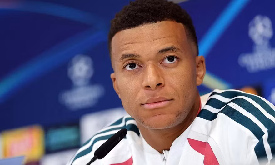 Toàn cảnh vụ Mbappe bị cả Trung Quốc phẫn nộ