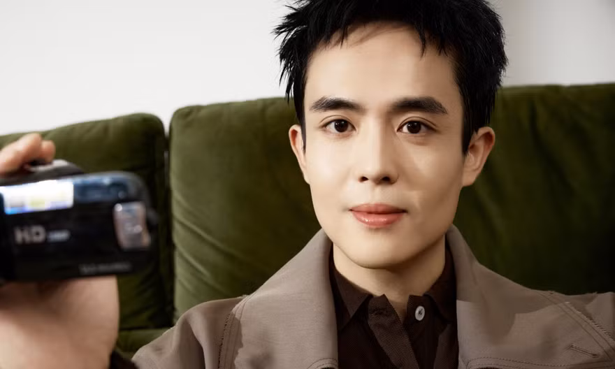 Nam diễn viên bị lừa bán 3 lần trong 4 ngày