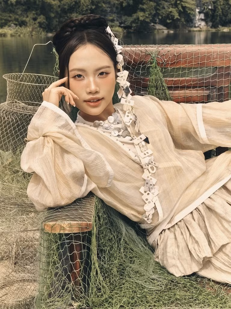phuong-my-chi17228-2-2.jpg