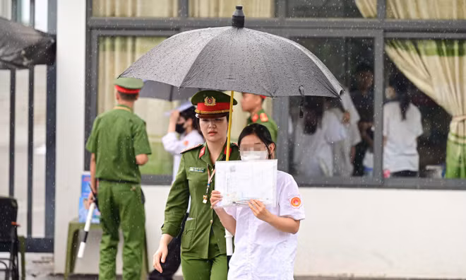Thi lại tốt nghiệp ở Tuyên Quang: Đề Văn, Toán có khó như lần trước?