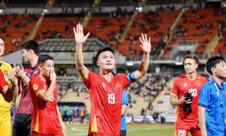 Tuyển Việt Nam.