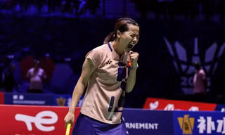 Nguyễn Thùy Linh. 