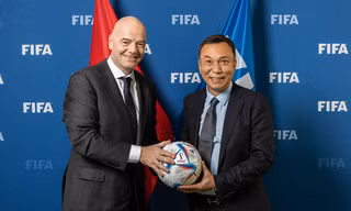 Chủ tịch VFF Trần Quốc Tuấn và Chủ tịch FIFA Gianni Infantino.