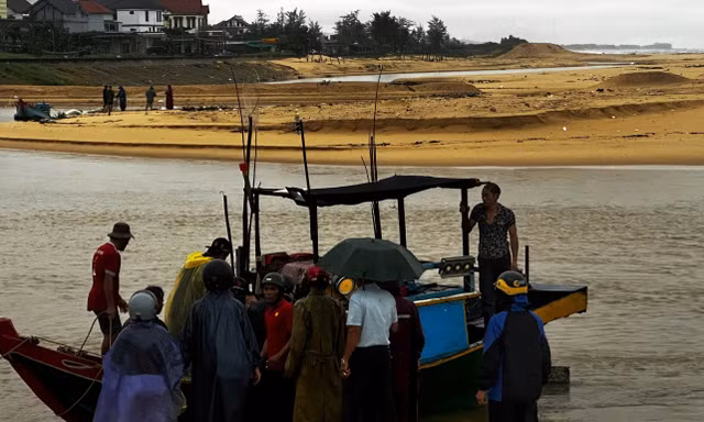 Sét đánh tử vong ngư dân đang đánh cá cách bờ khoảng 1 hải lý 