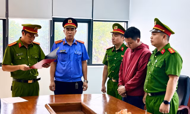 Bắt cán bộ ngân hàng lừa đáo hạn, chiếm đoạt hơn 29 tỷ đồng 