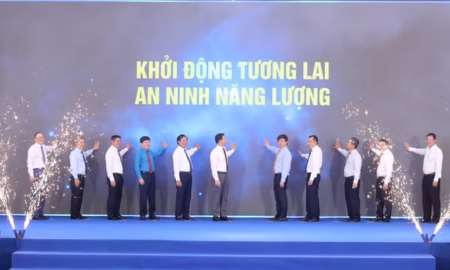 Khởi công nhà máy điện LNG hơn 40.000 tỷ đồng tại Quảng Trị 