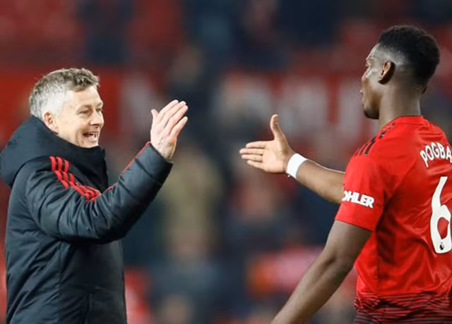 HLV Solskjaer muốn Pogba ở lại M.U thêm 1 năm nữa.