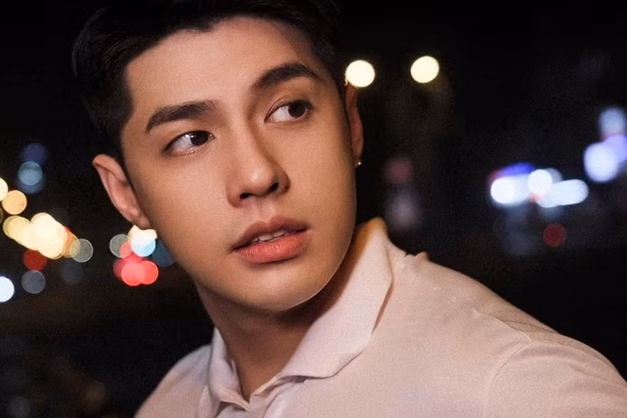 Noo Phước Thịnh còn gì khi bị cấm hát loạt ca khúc?