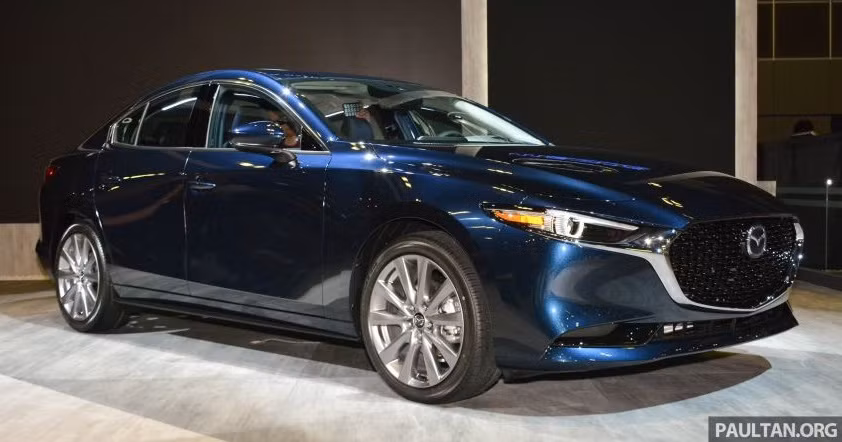 Mazda 3 thế hệ mới được trưng bày tại triển lãm Singapore Motor Show.
