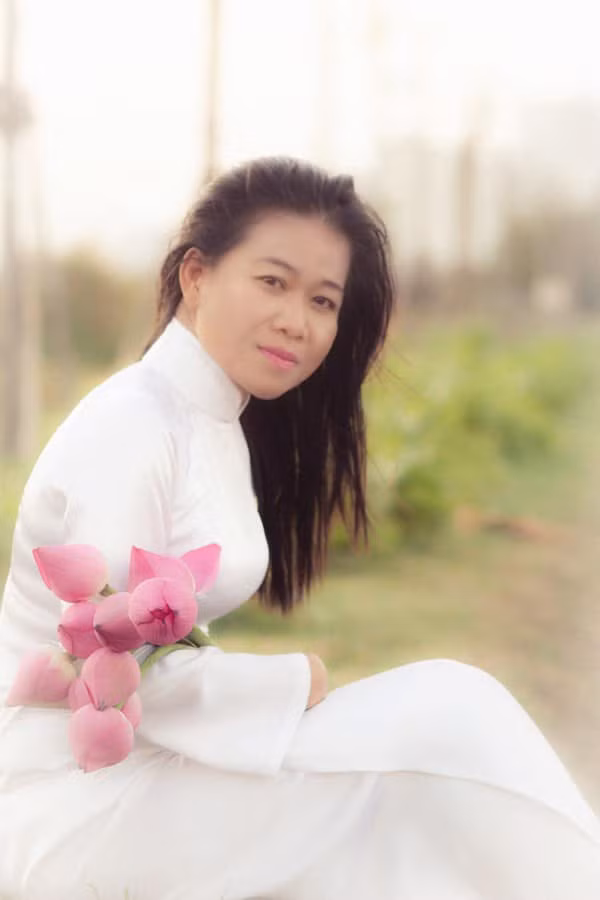 Ca sĩ Thái Trân qua đời vì bạo bệnh.