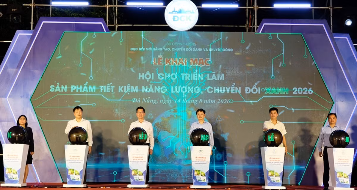 khai-mac.jpg
