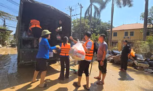9 cán bộ chiến sĩ Công an Thái Nguyên bị thương khi chống lũ, cứu nạn cứu hộ 