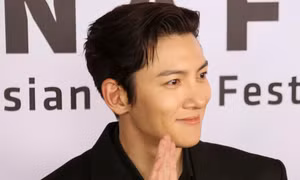 Ji Chang Wook hạnh phúc khi tới Đà Nẵng