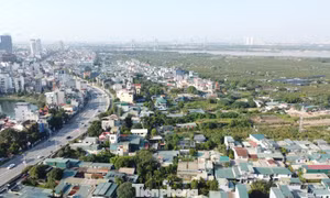 Nhà đất ngoài đê 'đóng băng', dừng xây dựng vì lo 'vướng' trục đại lộ cảnh quan sông Hồng
