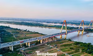 Thống nhất di dời, quy hoạch lại toàn bộ khu dân cư ngoài đê sông Hồng để tái thiết