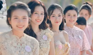 25 cô gái chứng tỏ bản lĩnh catwalk