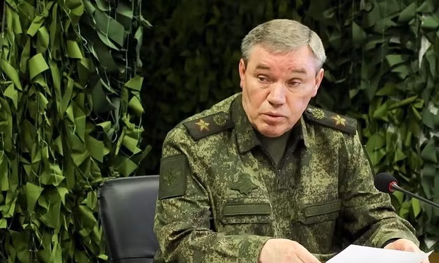 Nga tấn công tổng lực, Ukraine mất thành trì quan trọng ở Donbass 