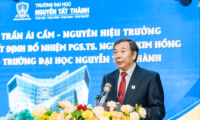 Trường ĐH Nguyễn Tất Thành bổ nhiệm PGS.TS. Nguyễn Kim Hồng làm hiệu trưởng