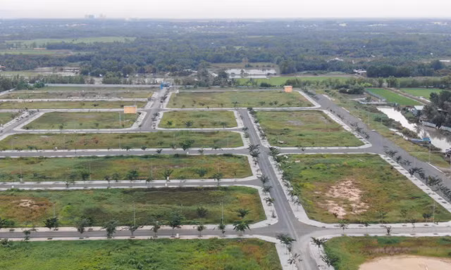 Sự thật đằng sau việc người mua ép giá bất động sản