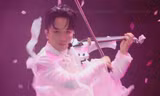 Nghệ sĩ violin Hoàng Rob bước ra khỏi 'vùng an toàn', chấp nhận thử nghiệm những điều mới mẻ