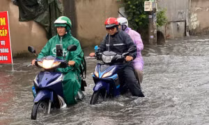 Triều cường ở TPHCM sắp đạt đỉnh 