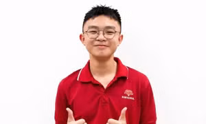 Thủ khoa thi lớp 10 TPHCM giành hai điểm 10