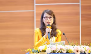 Nữ giám đốc đầu tiên của ĐH Quốc gia TPHCM chia sẻ cảm xúc khi nhận chức 
