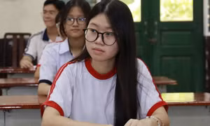 Hơn 151.000 thí sinh TPHCM đang làm bài thi môn thi Tiếng Anh