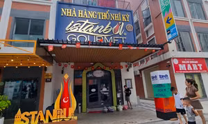 Sắp hết cảnh biển hiệu ‘trắng’ tiếng Việt ở Đà Nẵng 