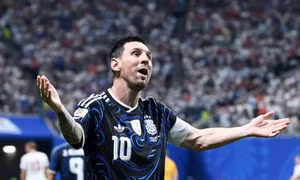 Hoãn chuyến bay chở Messi tới Mỹ đấu chung kết World Cup 